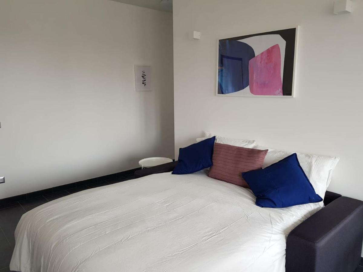 Nomentana White Apartments By Ghor Rome Bagian luar foto